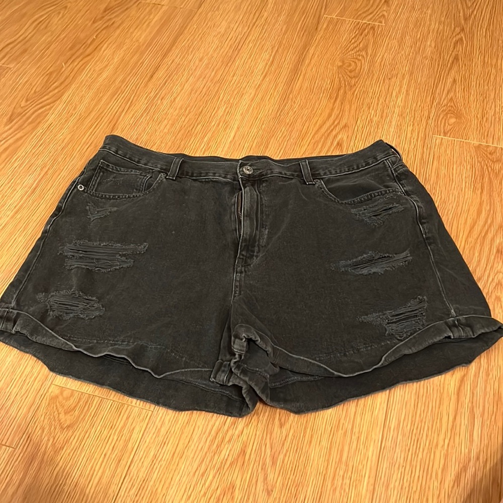 American Eagle Shorts - 18